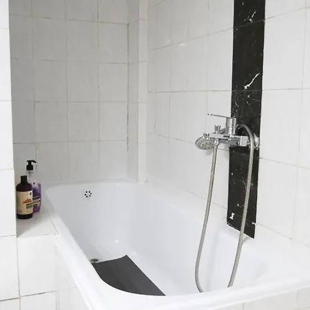 Classic Athenian House 2mins From Metro *